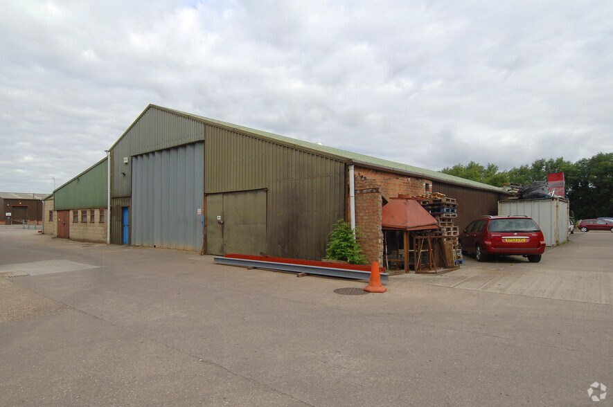 Waterloo Rd, Alcester à vendre - Photo de l’immeuble – Image 3 sur 9