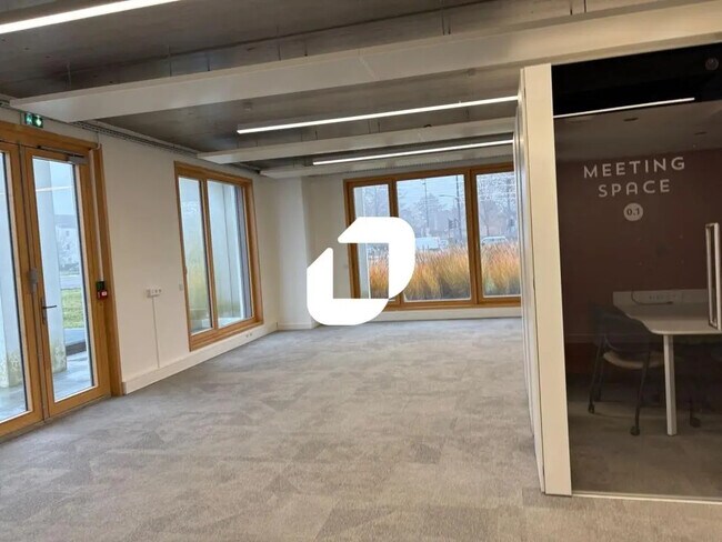 Plus de détails pour Boulevard De Tournai, Lezennes - Bureau à louer