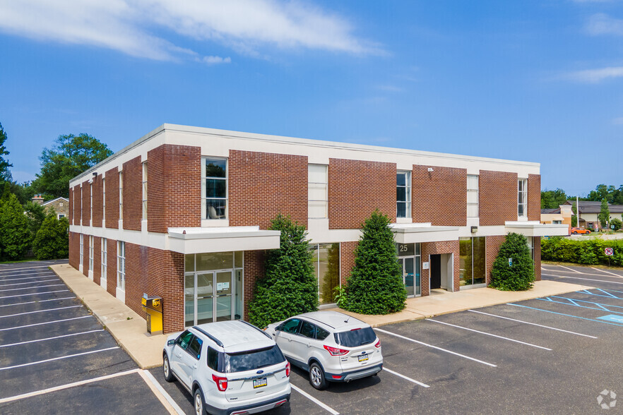 25 W Skippack Pike, Blue Bell, PA à louer - Photo principale – Image 2 sur 4