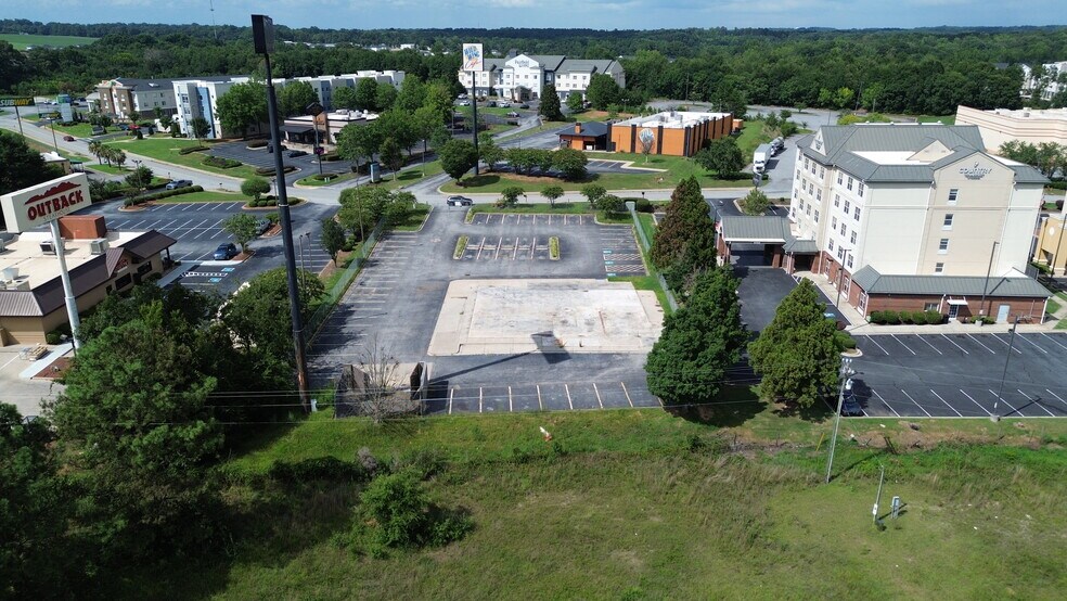 112 Interstate Blvd, Anderson, SC à vendre - Photo de l’immeuble – Image 3 sur 9