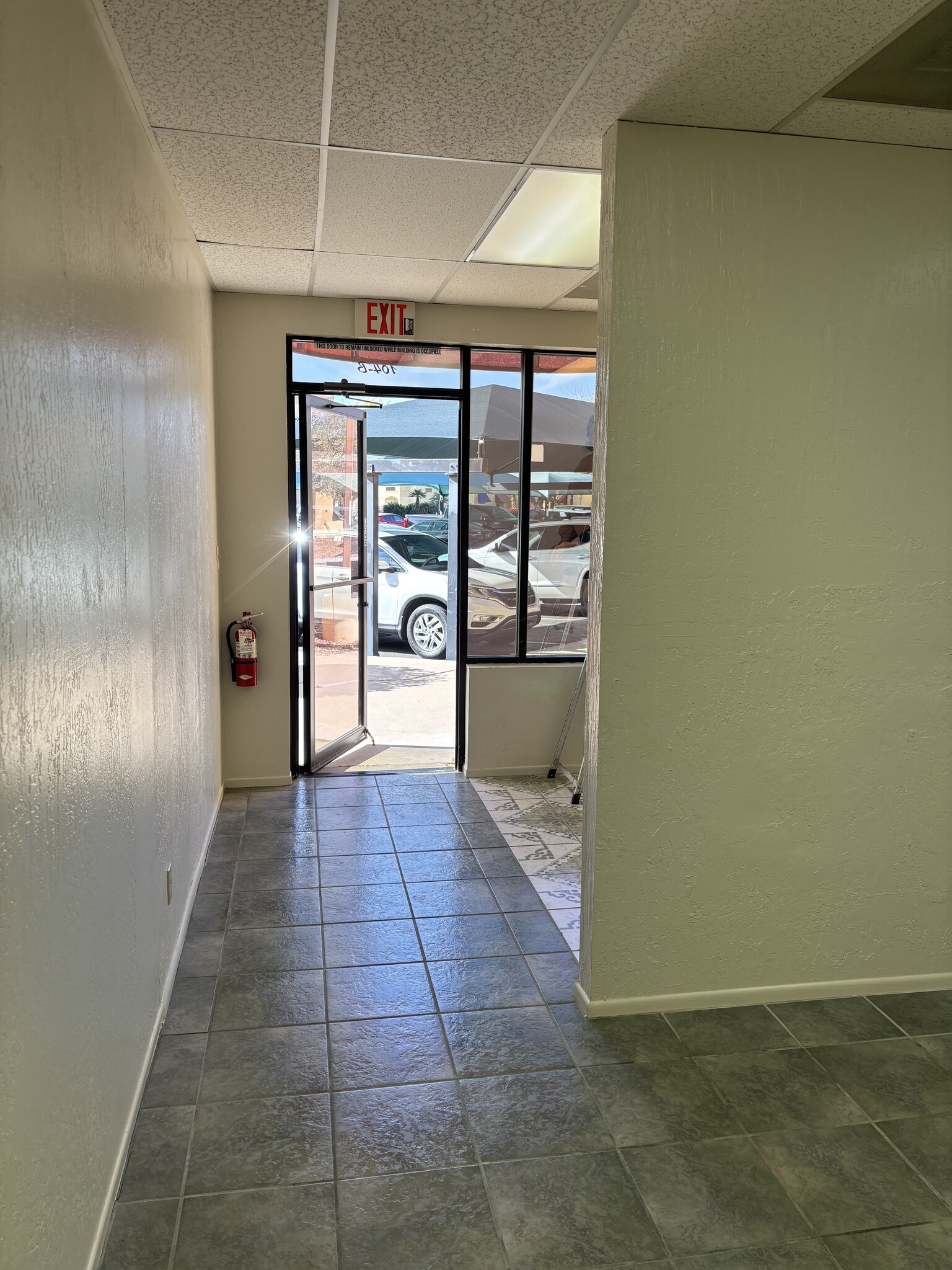 12211-12213 W Bell Rd, Surprise, AZ à louer Photo intérieure– Image 1 sur 5