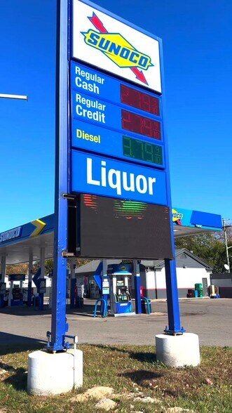 186 N Gratiot Ave, Mount Clemens, MI à vendre - Vidéo sur l’annonce professionnelle – Image 2 sur 21