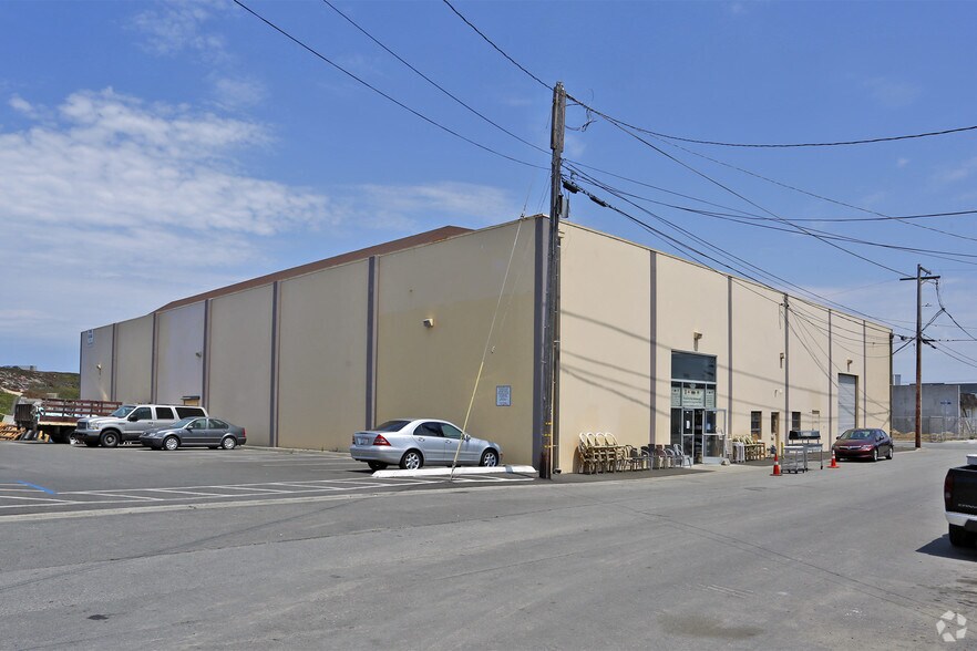325 Elder Ave, Sand City, CA à louer - Photo de l’immeuble – Image 3 sur 4