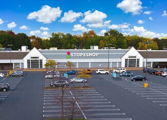 Plus de détails pour 665-713 W Main St, New Britain, CT - Local commercial à louer
