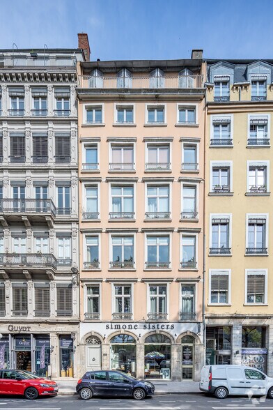 Local commercial dans Lyon à louer - Photo principale – Image 1 sur 3