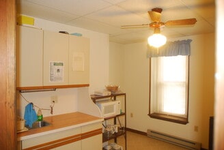 437 Dotts St, Pennsburg, PA à louer Photo intérieure– Image 1 sur 6