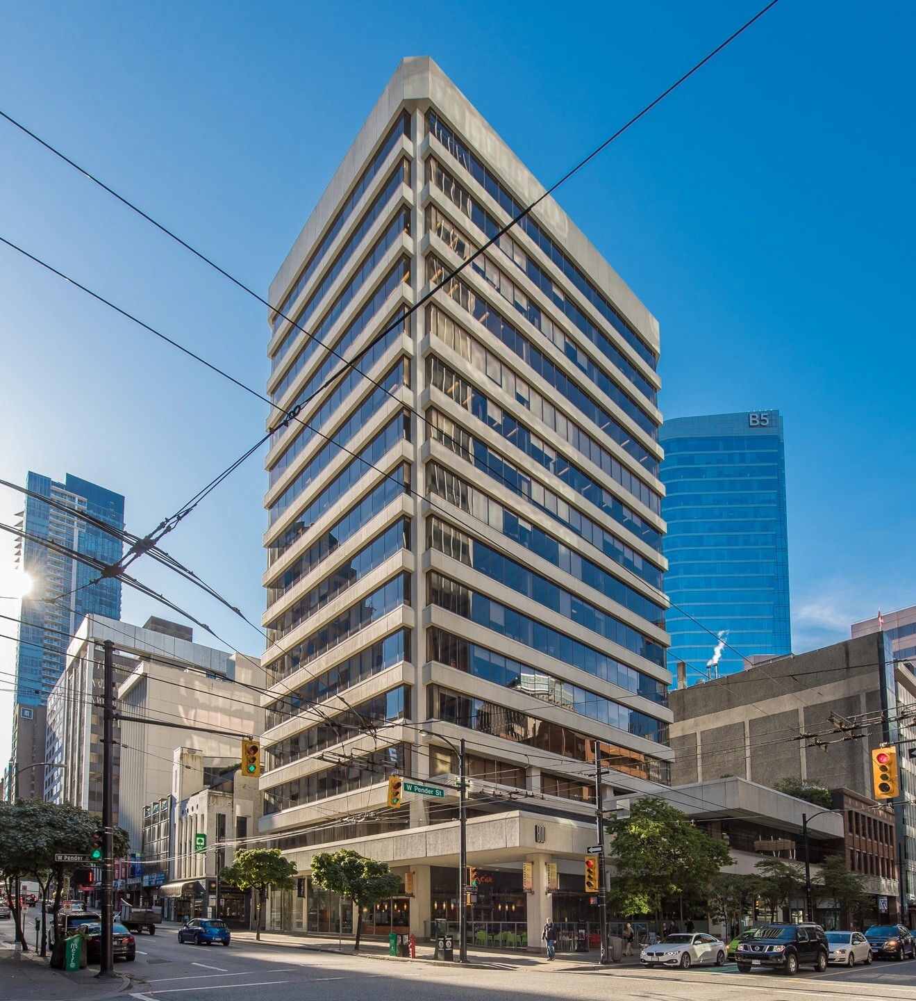 800 W Pender St, Vancouver, BC à louer Photo de l’immeuble– Image 1 sur 8