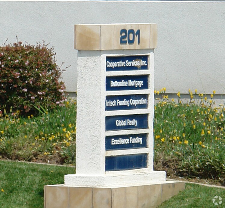 View Photo