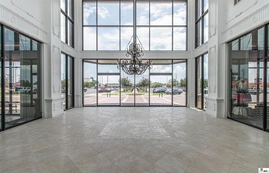 1201 Lamy Ln, Monroe, LA à louer - Photo de l’immeuble – Image 3 sur 3
