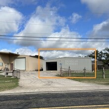 630 W FM 243, Bertram, TX à louer Photo de l’immeuble– Image 2 sur 7