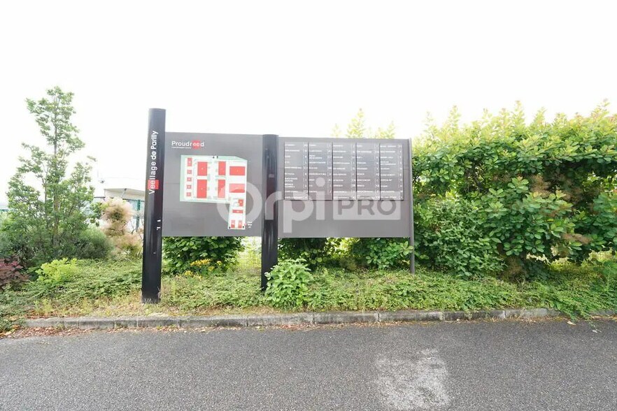 Bureau dans Saint-Priest à louer - Photo de l’immeuble – Image 2 sur 8