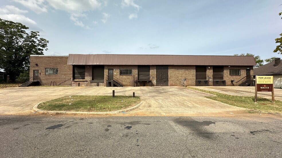 816-824 2nd Ct W, Birmingham, AL à louer - Photo de l’immeuble – Image 1 sur 16