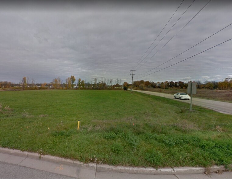 McCarthy, Grand Chute, WI à vendre - Photo de l’immeuble – Image 2 sur 2