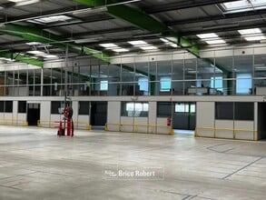 Industriel/Logistique dans Brignais à louer Photo intérieure– Image 2 sur 4