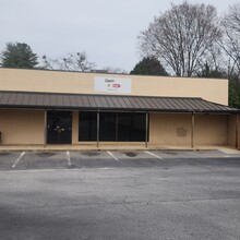 341 N Main St, Woodruff, SC à louer Photo de l’immeuble– Image 2 sur 8