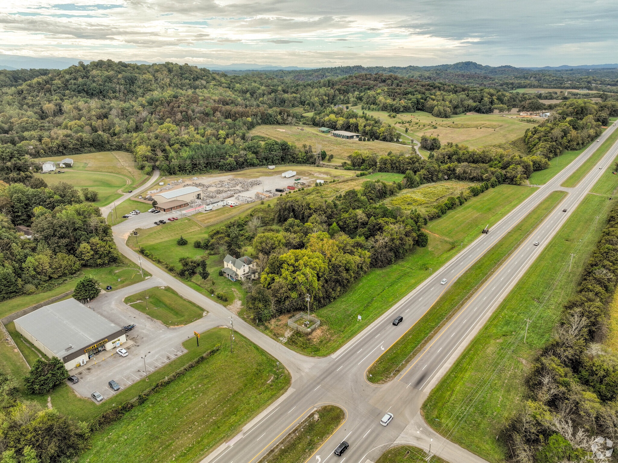 212 Dunlap Hollow, Friendsville, TN à vendre Photo principale– Image 1 sur 15