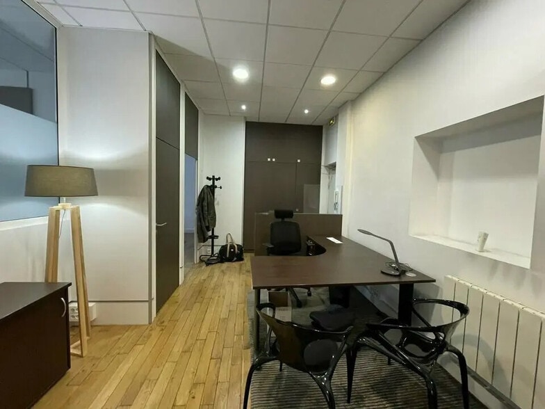 Bureau dans Lyon à louer - Photo de l’immeuble – Image 2 sur 8
