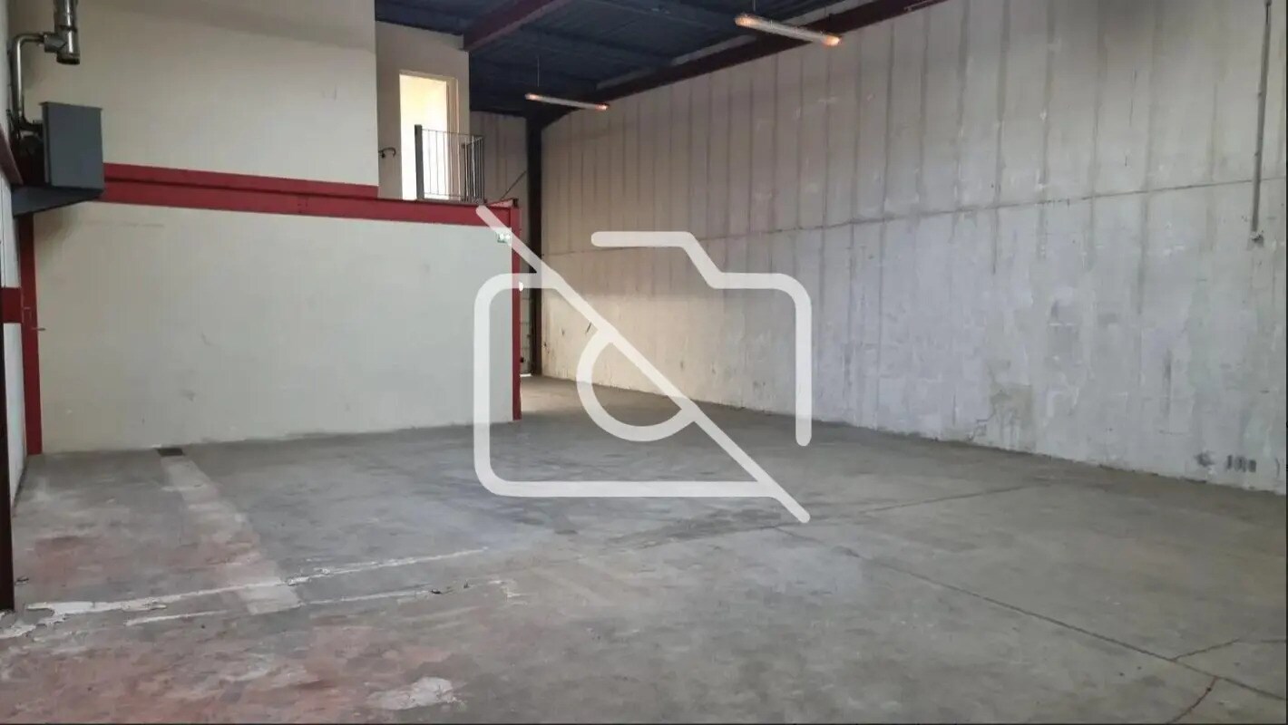 Local d’activités dans Champigny-sur-Marne à louer Photo intérieure– Image 1 sur 4