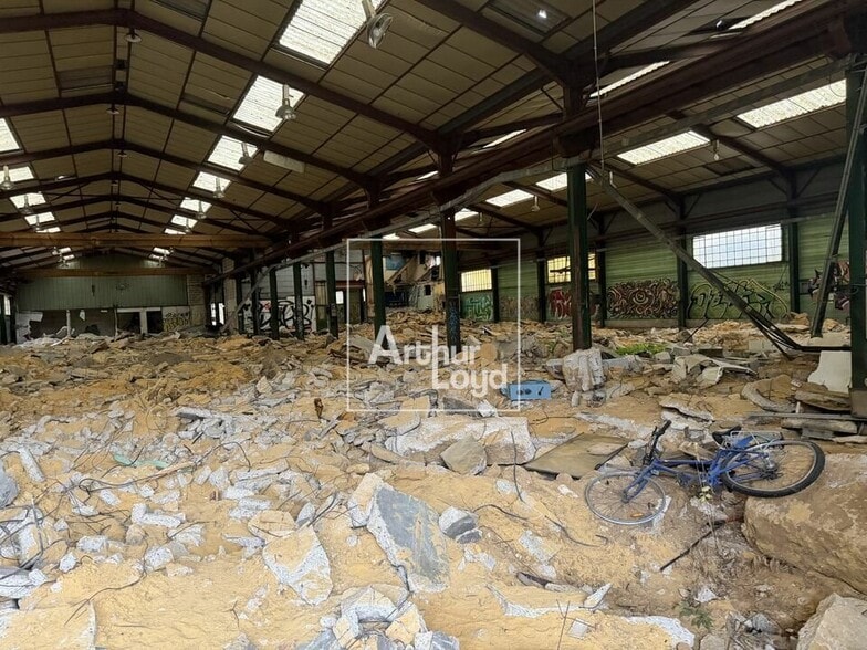 Industriel/Logistique dans Dammarie-les-Lys à vendre - Photo intérieure – Image 2 sur 3