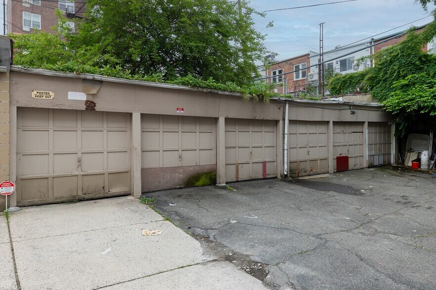 3545 Crescent St, Astoria, NY à vendre - Autre – Image 3 sur 10