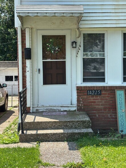 4225 W 22nd St, Cleveland, OH à vendre - Photo de l’immeuble – Image 2 sur 32