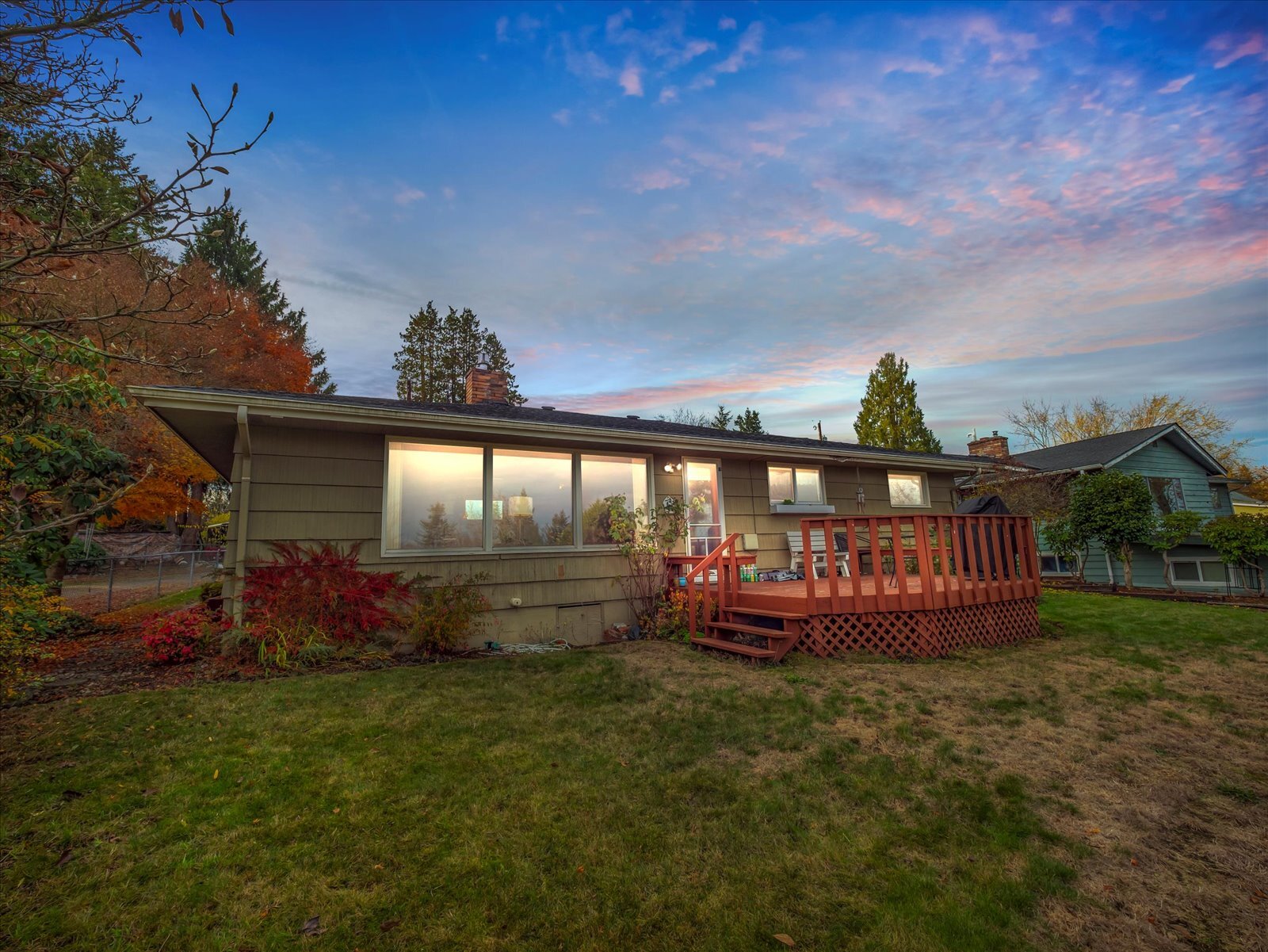 7723 Cascade Dr, Everett, WA à vendre Photo principale– Image 1 sur 39