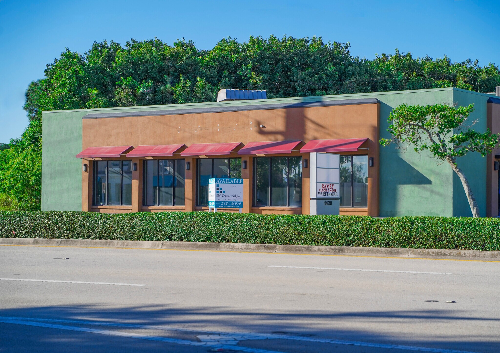 1420 SE Federal Hwy, Stuart, FL à louer Photo principale– Image 1 sur 8