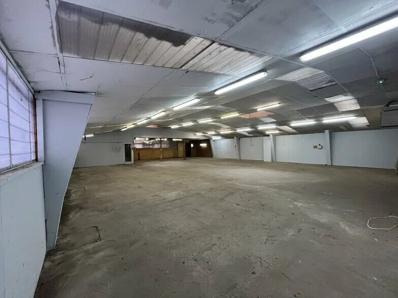 Industriel/Logistique dans VILLENEUVE-D'ASCQ à louer - Photo de l’immeuble – Image 1 sur 4