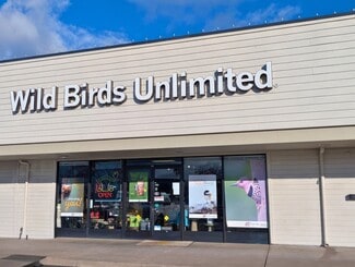Plus de détails pour 961 Medford Ctr, Medford, OR - Local commercial à vendre