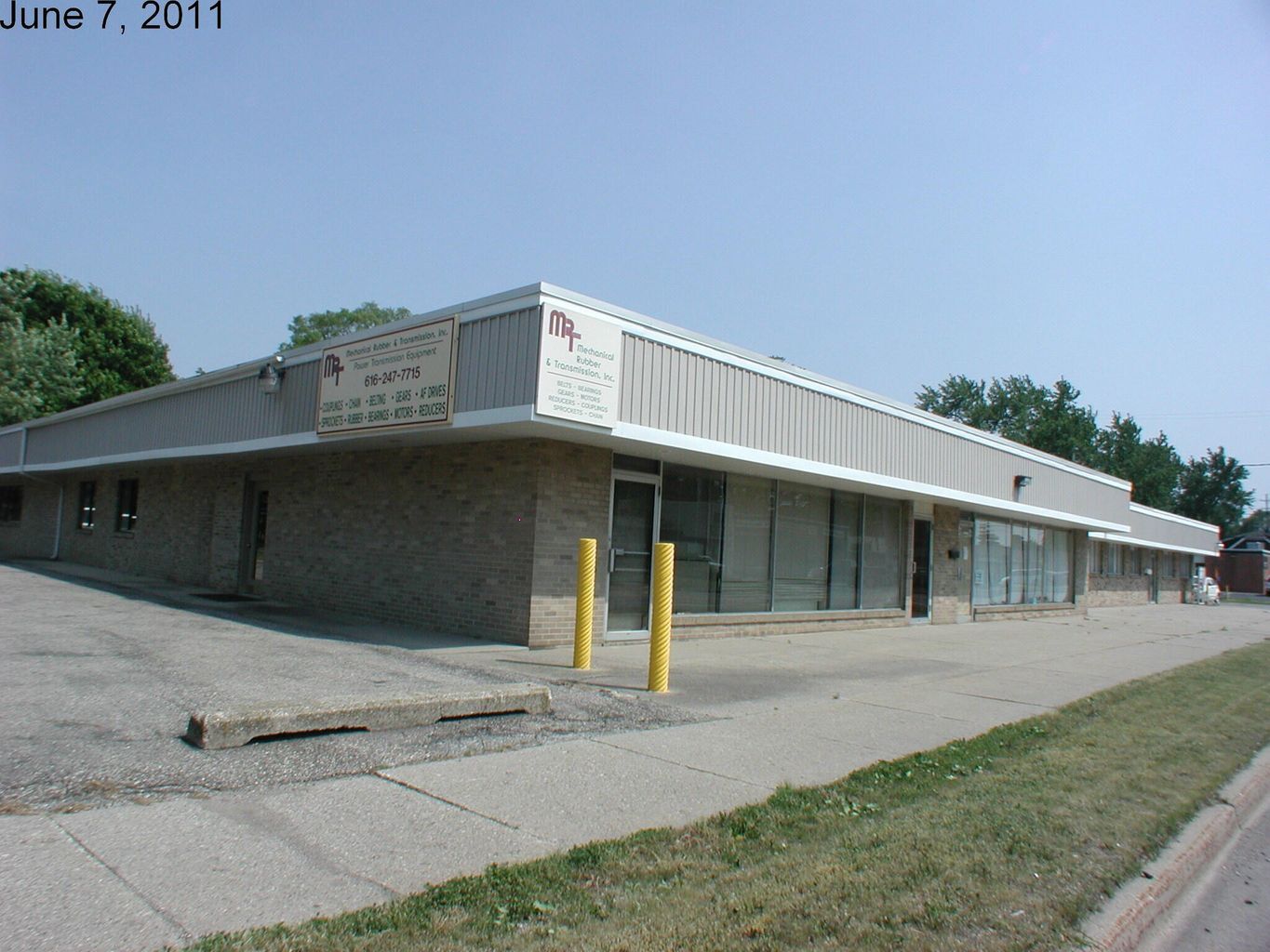 3060 Madison Ave SE, Grand Rapids, MI à louer Photo principale– Image 1 sur 26
