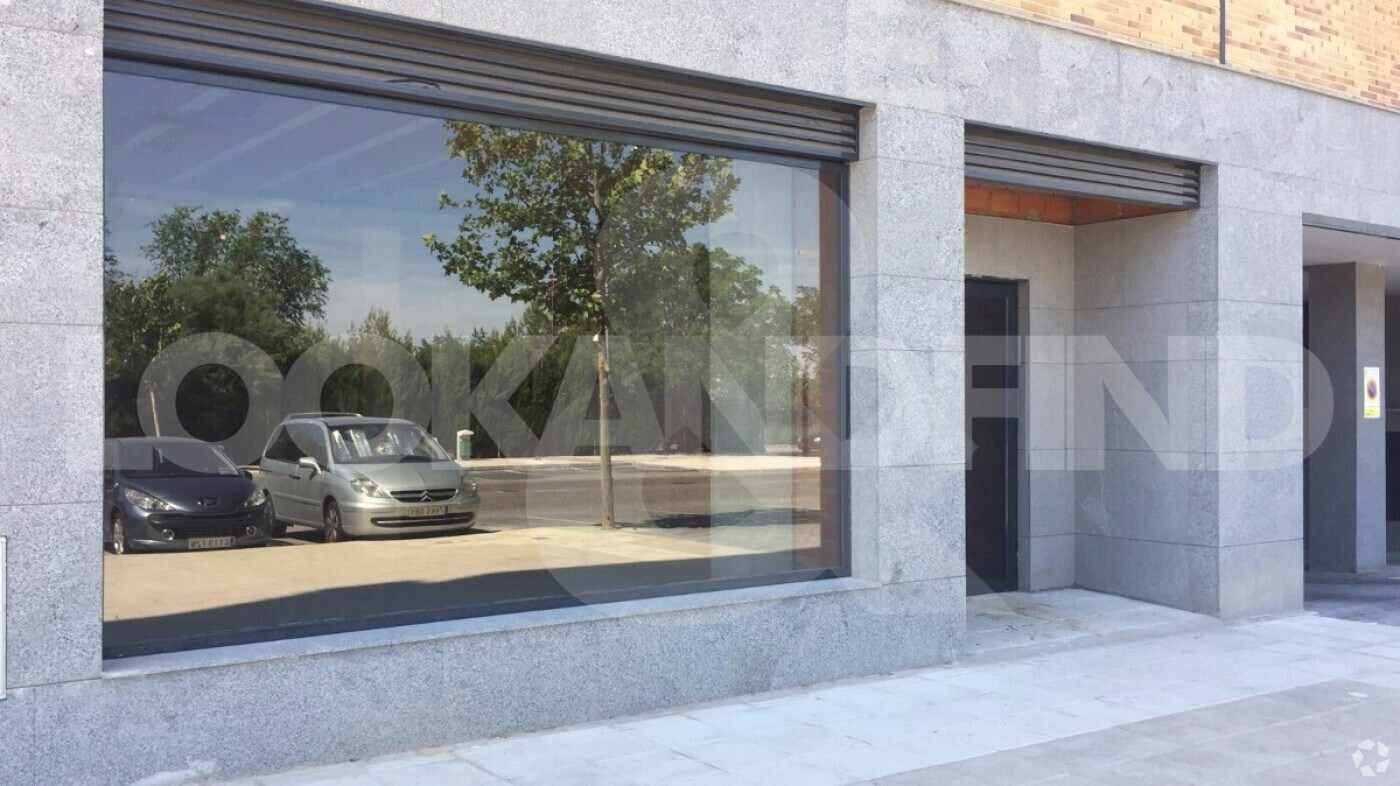 Local commercial dans Toledo, Toledo à louer Photo intérieure– Image 1 sur 2