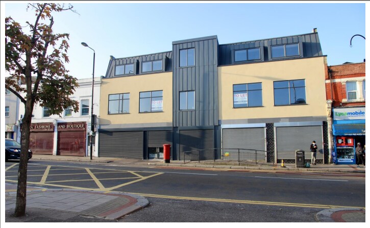 106 Plumstead High St, Londres à louer - Photo principale – Image 1 sur 4