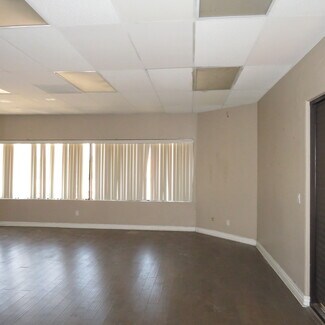Plus de détails pour 17026-17030 E Cypress St, Covina, CA - Bureau à louer