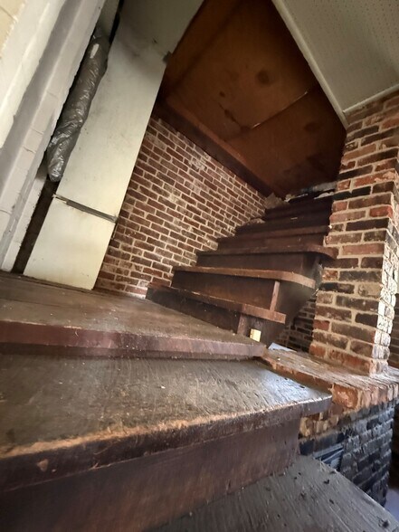 317 Longwood Dr SW, Huntsville, AL à vendre - Photo intérieure – Image 2 sur 22