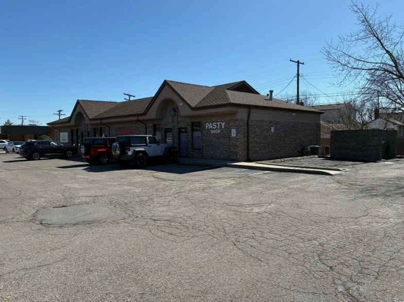 13235-13255 Northline Rd, Southgate, MI à louer - Photo principale – Image 1 sur 5