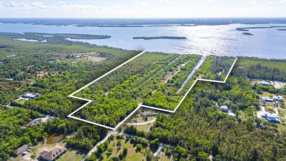 Tranquility Bay Rd, Bokeelia, FL à vendre - Aérien – Image 3 sur 7