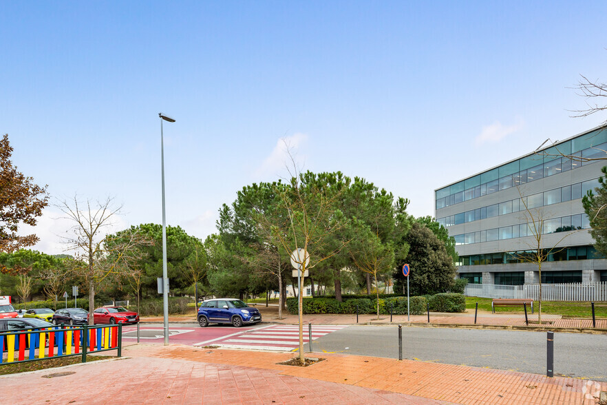 Plaça de Xavier Cugat, 1, Sant Cugat del Vallès, Barcelona à louer - Photo de l’immeuble – Image 3 sur 5