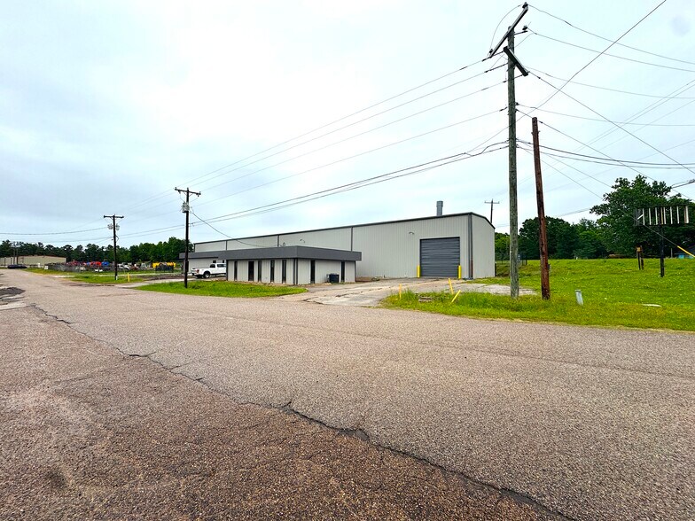 6031 Fm 2767, Tyler, TX à louer - Photo de l’immeuble – Image 2 sur 26