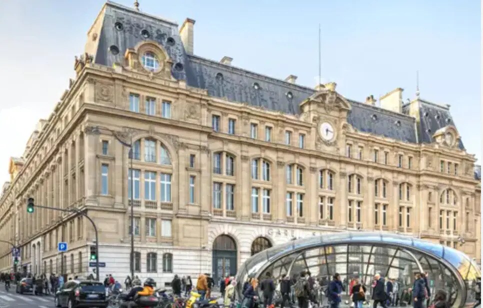 Local commercial dans Paris à louer Photo de l’immeuble– Image 1 sur 6