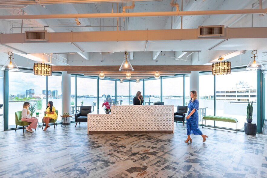 3750 NW 87th Ave, Doral, FL à louer - Hall d’entrée – Image 1 sur 35