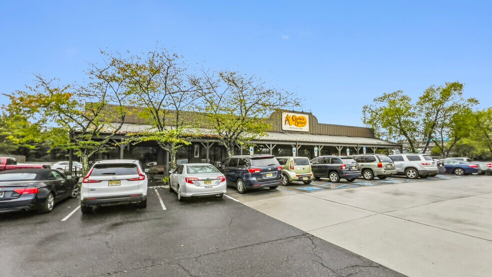 14 Frontage Rd, Clinton, NJ à vendre - Photo de l’immeuble – Image 3 sur 12