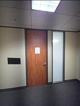 4545 Fuller Dr, Irving, TX à louer Photo intérieure– Image 1 sur 14