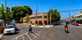 Plus de détails pour 13210 Liberty Ave, South Richmond Hill, NY - Bureau, Local commercial à louer