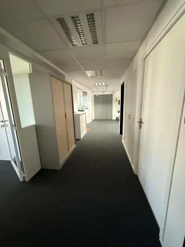 Bureaux/Local commercial dans Paris à louer Photo intérieure– Image 1 sur 8