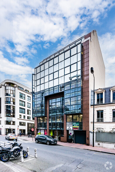 Bureau dans Levallois-Perret à louer - Photo de l’immeuble – Image 2 sur 3