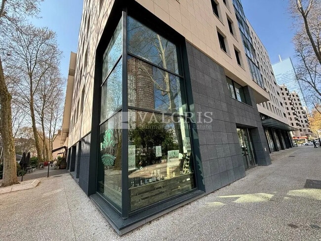Plus de détails pour 190-194 Rue Garibaldi, Lyon - Local commercial à louer