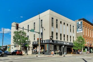 Plus de détails pour 402 E State St, Rockford, IL - Local commercial à vendre