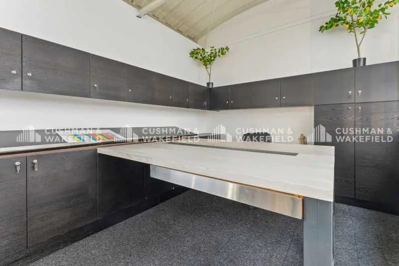 16 Rue Henri Barbusse, Clichy à louer - Photo de l’immeuble – Image 3 sur 14
