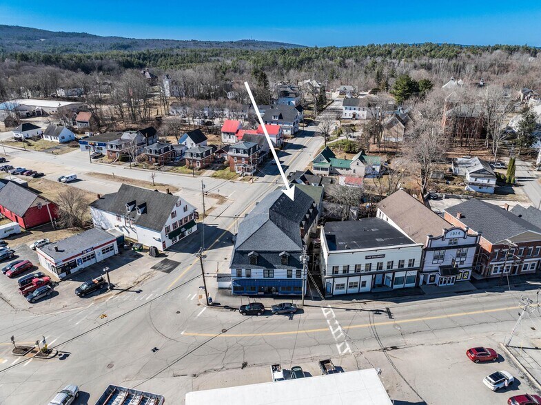 2 Depot St, Pittsfield, NH à vendre - Photo de l’immeuble – Image 2 sur 66