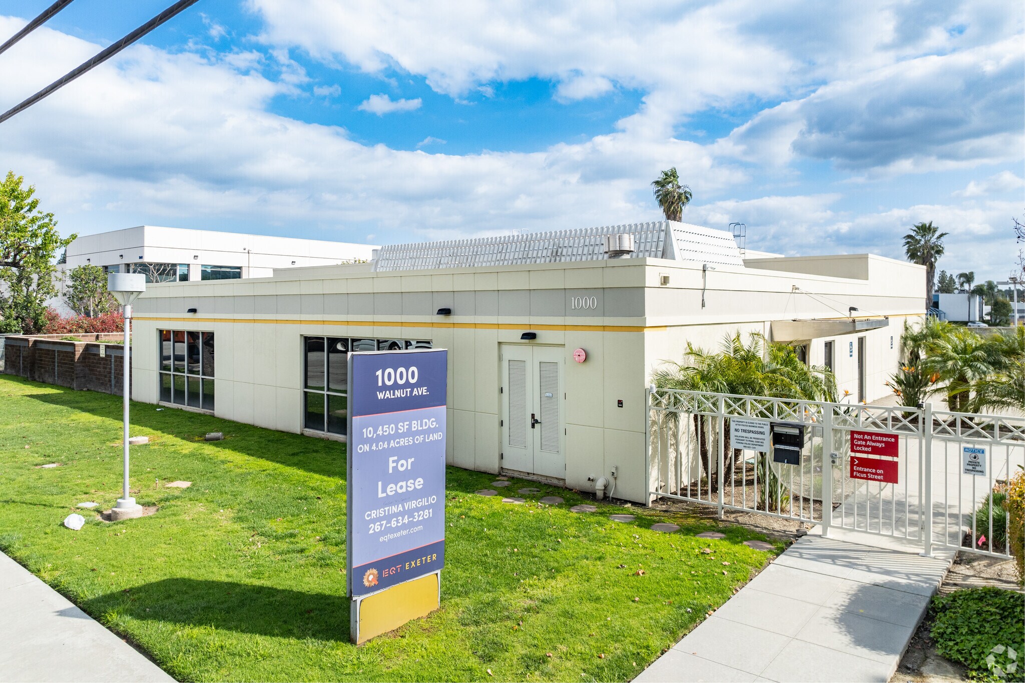 1000 Walnut Ave, Pomona, CA à louer Photo principale– Image 1 sur 9